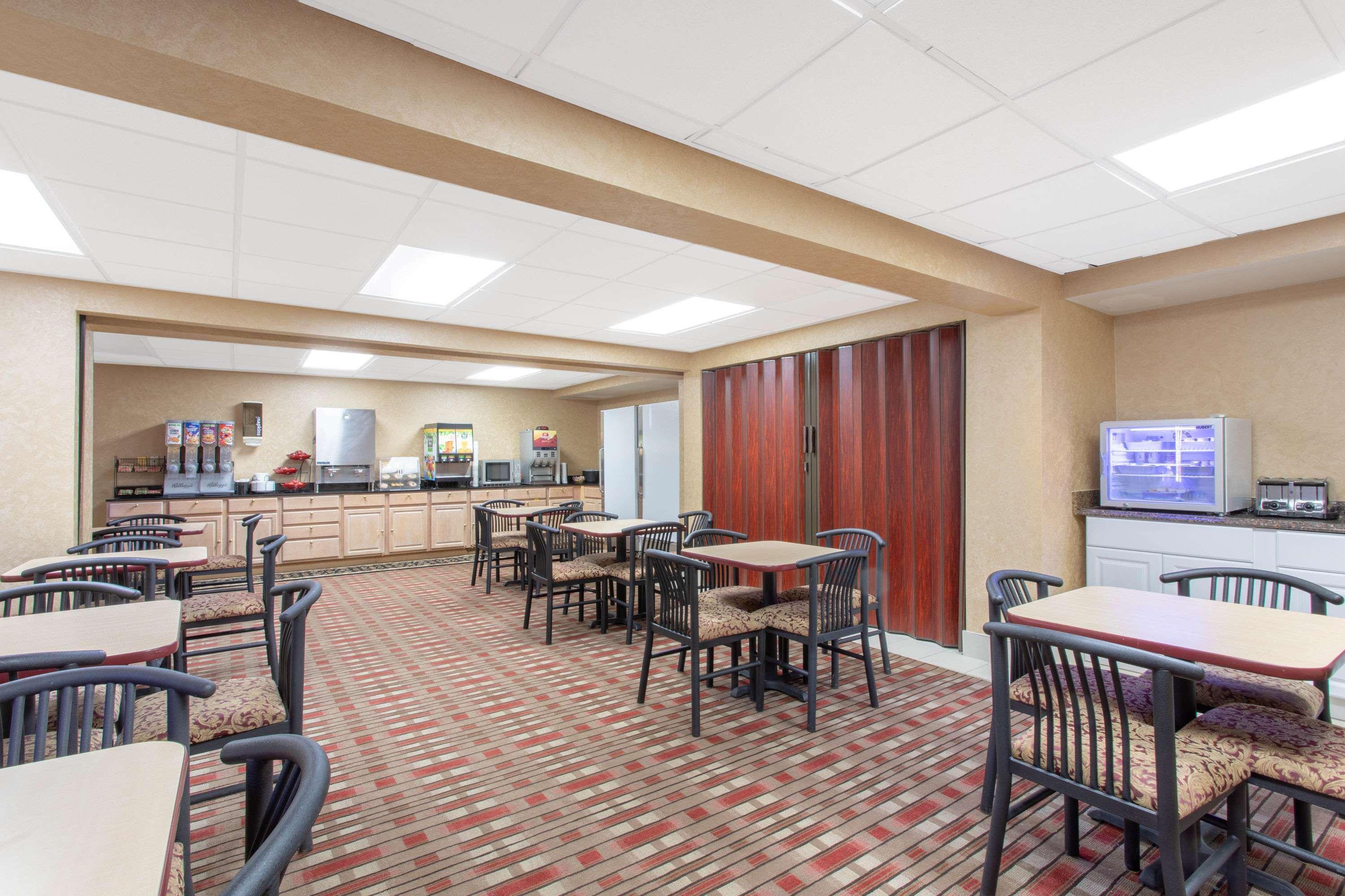 Ramada Limited Cockeysville Exterior photo